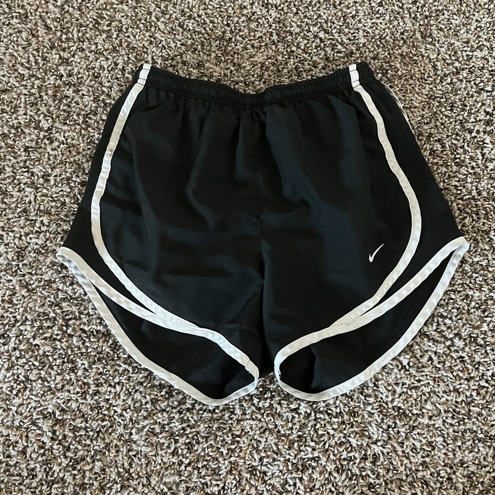 Nike Shorts - XS